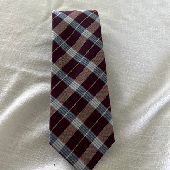 Tommy Hilfiger Striped 2 Tone Silk Tie - Picture 1 of 4